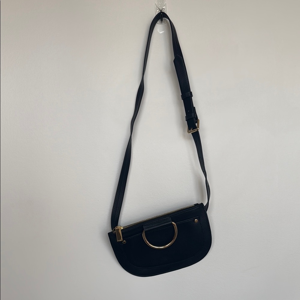 Elegant Black Crossbody Bag
